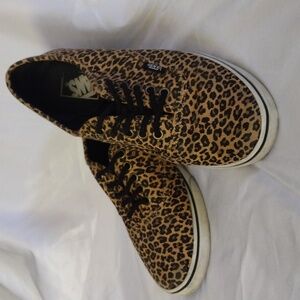 Vans Lo-pro Sneakers In Leopard Print Women's Size 7.5 (Mens 6)